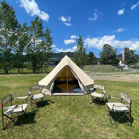 Grandprixcamp, Closest To The Red Bull Ring, Up To 4 Guests In A Tent Spielberg Bei Knittelfeld Exteriér fotografie