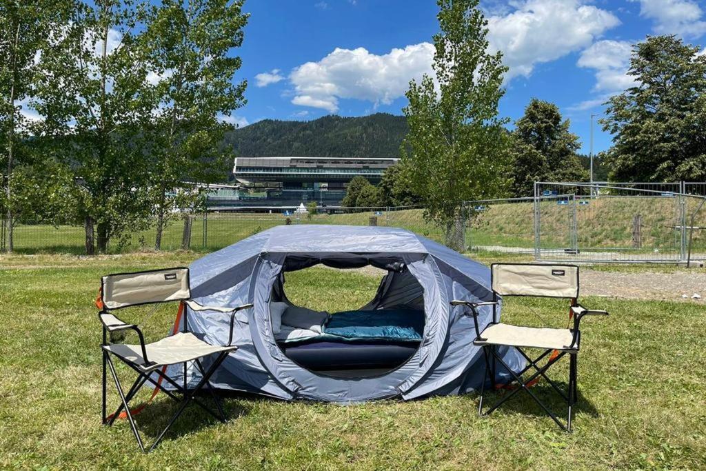 Grandprixcamp, Closest To The Red Bull Ring, Up To 4 Guests In A Tent Spielberg Bei Knittelfeld Exteriér fotografie