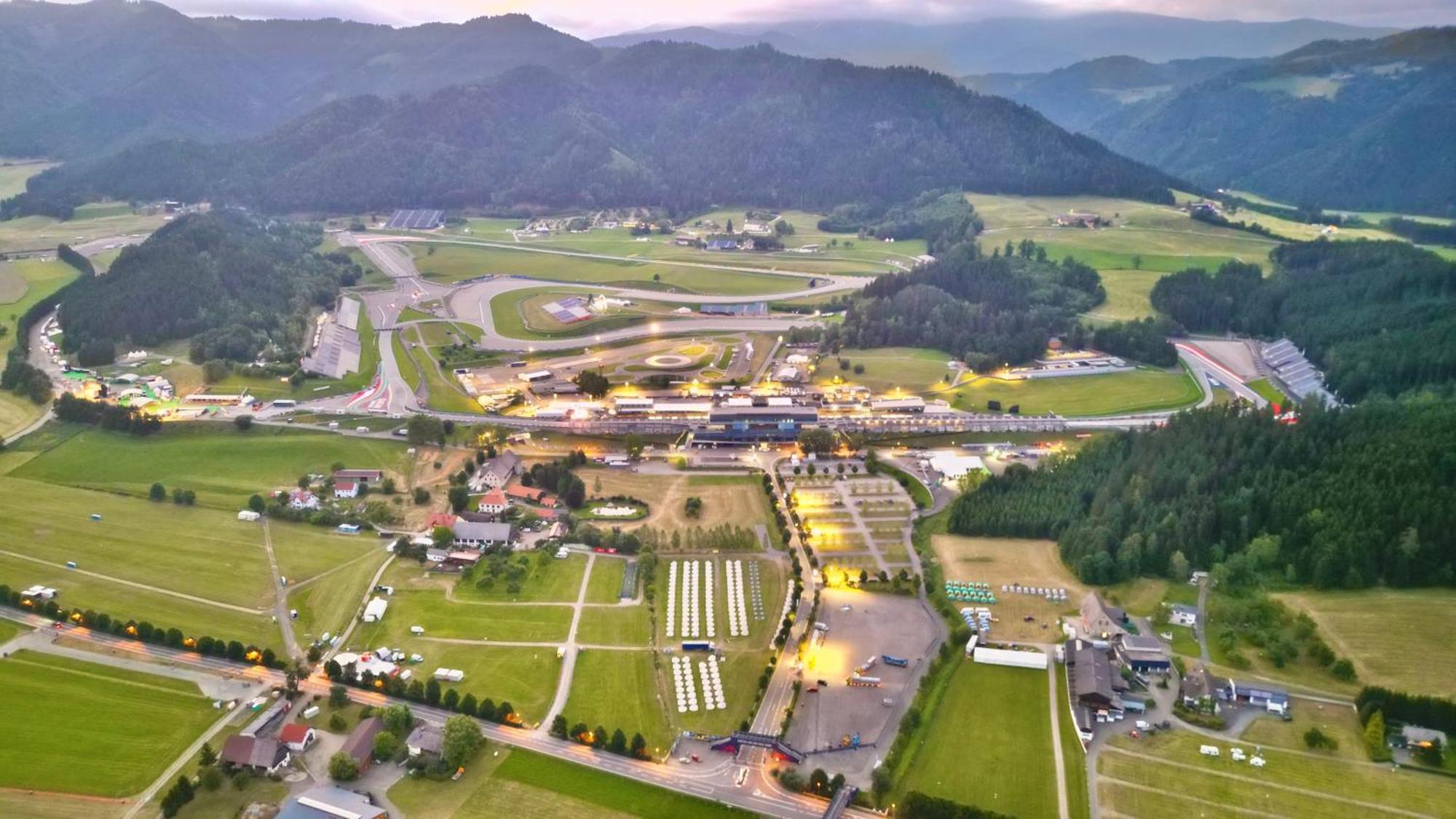 Grandprixcamp, Closest To The Red Bull Ring, Up To 4 Guests In A Tent Spielberg Bei Knittelfeld Exteriér fotografie